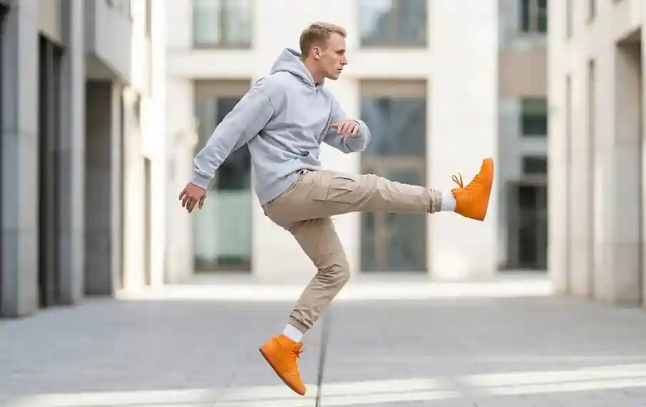 Jumpstyle tantsija tänaval